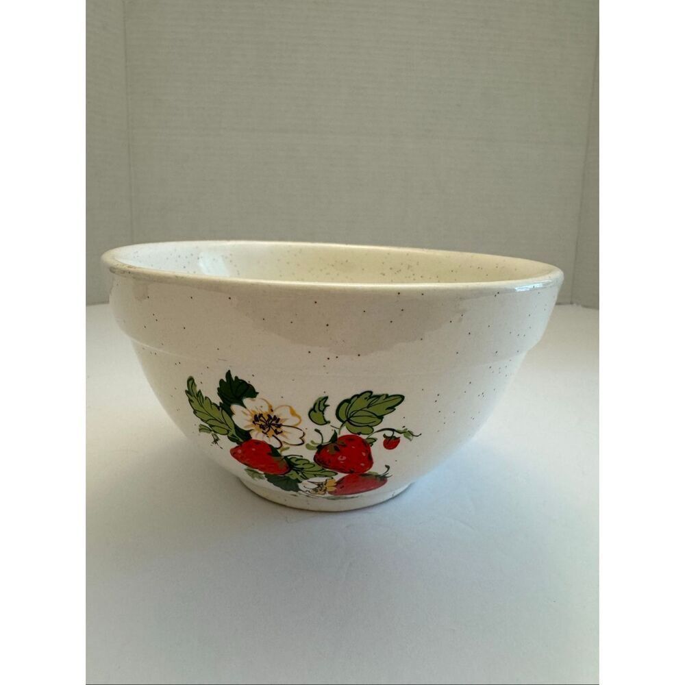 Treasure Craft Pottery White Speckled Strawberry Floral Bowl Vintage